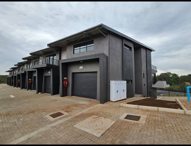 227M² WAREHOUSE FOR SALE IN MOREHILL